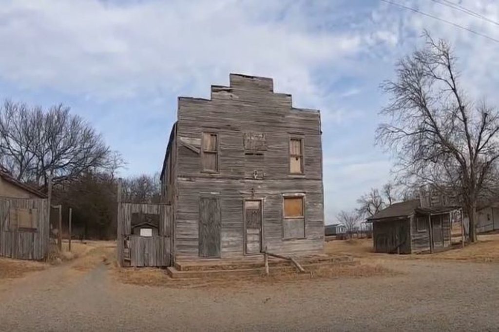 Ingalls ghost towns in oklahoma