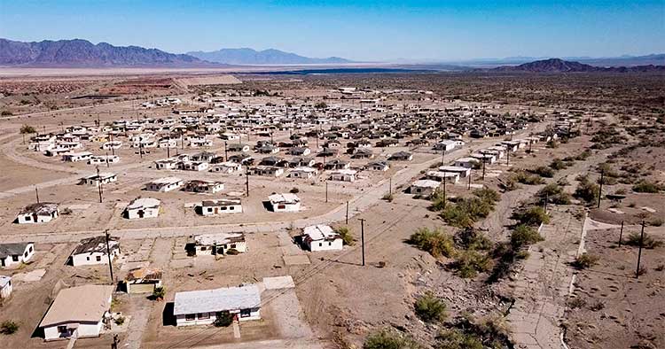 15 Ghost Towns In California