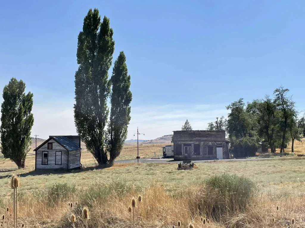 Mosier - oregon ghost towns