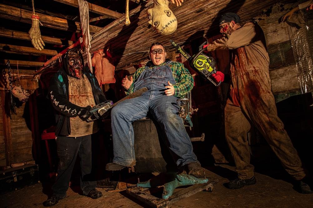 Haunted Houses in Minnesota - Fright At The Farm